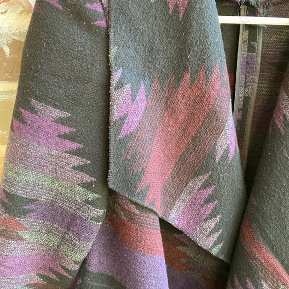 Mo-Ka by Santa Fe Apparel Women’s Southwestern Aztec Print Jacket - Picture 6 of 13